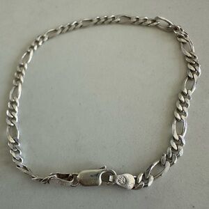 Stylish slim sterling silver 925 Chain Bracelet made & engraved Italy